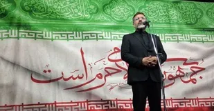 تحت رهبری سید مجتبی خامنه ای با قدرت پشت سر مسئولان نظام ایستاده ایم