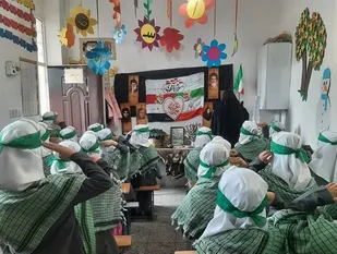 زنگ&laquo; شهادت، الفبای ایثار&raquo; در مدرسه امام باقر(ع)  قرچک نواخته شد