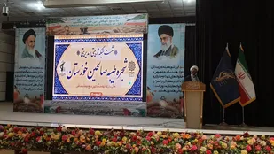 انقلاب زنده و درحال حرکت و اثرگذار است
