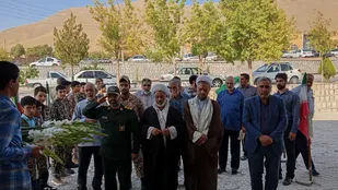 مهمانی لاله ها و غبارروبی قبور مطهر شهدا + عکس