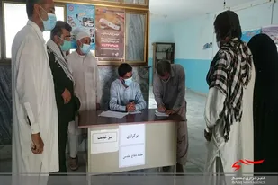 برگزاری میز خدمت در ادارات سراوان