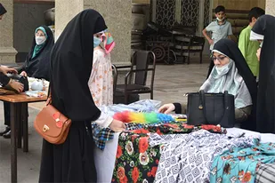 برپایی غرفه های صنایع دستی و تولیدی در مصلی امام خمینی (ره) کرج