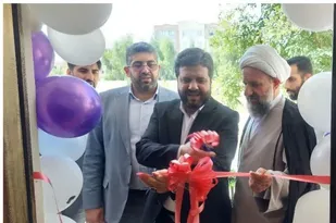 بهره&zwnj;برداری از بخش نابینایان کتابخانه اقبال لاهوری با حضور معاون استانداری تهران