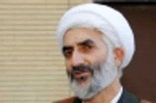 جامعه را بادست توانمند جوانان بسازیم
