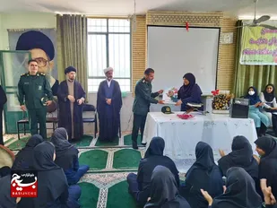 هفته معلم فرصتی است که  تأملی بر رفتار، افکار و اندیشه ها و سیره خودمان داشته باشیم