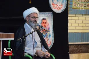&laquo;هیهات من&zwnj;الذله&raquo; مهمترین درس قیام عاشورا است