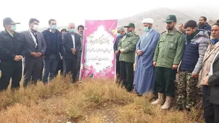 انتقال آب آشامیدنی به روستای قشلاق نظرلو زرندیه