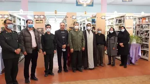 بازدید فرمانده و مسوول نمایندگی ولی فقیه سپاه امام رضا از کتابخانه عمومی شهرستان البرز