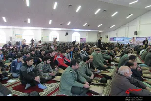 حضور پرشور بسیجیان نهاوندی به&zwnj;مناسبت دهه فجر در نمازجمعه