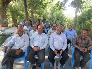 نشست انس و مودت بازنشستگان سپاه ناحیه رزن