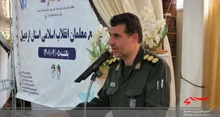 رفع مشکلات معیشتی معلمان باید اولویت دولت باشد