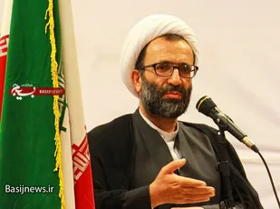 برخی دستگاه های متولی در اسلامی شدن دانشگاه ها تماشاچی هستند/اسلامی شدن دانشگاه ها نیازمند تغییر نگاه بنیادین است