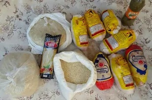 تهیه و توزیع ۳۳ بسته معیشتی به همت خواهران بسیجی کلاته خیج