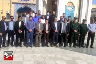 غبارروبی و عطر افشانی گلزار مطهر شهدای بوشهر