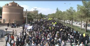 راهپیمائی با شکوه ۱۳ آبان میبد
