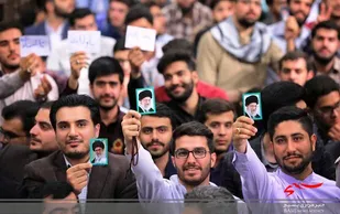 شما جوان&zwnj;های دانشجو، افسران جنگ نرم هستید/به سراغ مرز&zwnj;های دانش بروید