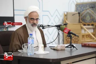 فرهنگ عاشورا و دفاع مقدس، رمز بقای انقلاب اسلامی است