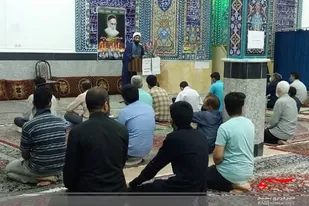 برگزاری مراسم گرامیداشت سالگرد ارتحال امام خمینی در مساجد مناطق زیبا شهر و مهر شهر زاهدان