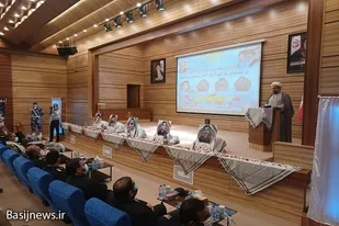 عملکرد صحیح ما موجب خوشحالی شهدا می شود
