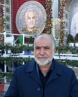 تواضع حاج قاسم عامل رفعت او شد