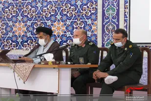 نشست صمیمی مسئولان تیپ ۱۲ قائم (عج) استان با سربازان