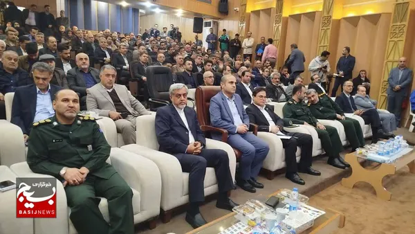 همایش طلایه داران اقتصاد مقاومتی