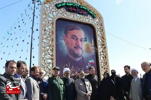رونمایی از اِلمان شهید دکتر امیرعبداللهیان در میدان صددروازه زادگاهش دامغان