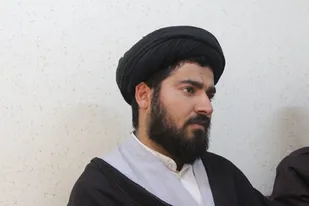 نقطه هدف دشمن دانش آموزان هستند که امید انقلاب می باشد