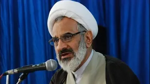 هنوز بعضی&zwnj;ها نظر به بیرون از کشور برای حل مشکلات دارند