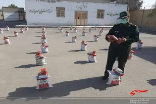 توزیع ۳۰۰ سبد کمک غذایی بین نیازمندان در شهرستان دلگان