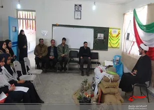 یادبود شهیده محبوبه کریمی در روستای سیبک فریدونشهر برگزار شد