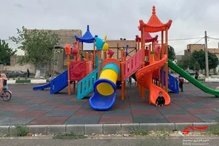 خرید ۶ مجموعه تجهیزات زمین بازی برای کودکان سیل&zwnj;زده لرستان