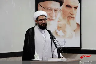 اصل برای دولت و مسئولان خدمت&zwnj;رسانی صادقانه و ایجاد وحدت باشد