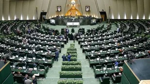 کاهش زمان جلسات علنی مجلس به&zwnj;دلیل افزایش کرونا