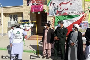 نواختن زنگ اقتدار بسیج در شهرستان سیب و سوران