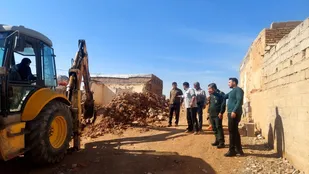 ساخت خانه برای خانواده بی بضاعت در آغاجاری