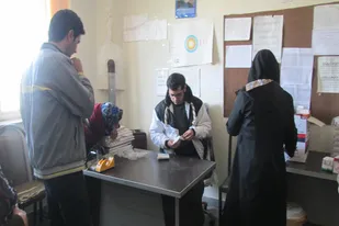 خدمات&zwnj;رسانی تیم پزشکی در روستای باشقورتاران کبودراهنگ