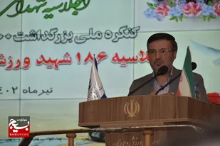 شهدا، انسان ساز، تاریخ ساز و جهان ساز هستند