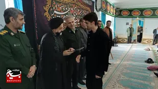 تقدیر و تجلیل از نخبگان علمی و ورزشی در نماز جمعه چالوس
