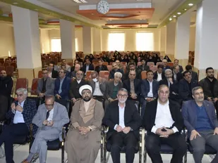 برگزاری نشست تبیینی فرمانده سپاه با اساتید دانشگاه&zwnj;های ایلام