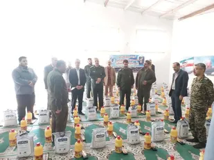 تهیه و توزیع ۳۲۰ بسته معیشتی در شاهرود