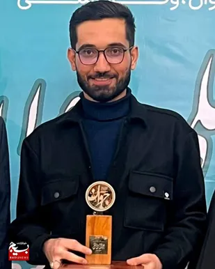مسوول بسیج دانش&zwnj;آموزی بخش محمدیه، جوان برتر استان در حوزه اجتماعی شد