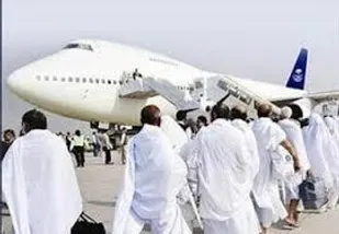 اعزام ۵۵ ایثارگر زنجانی به سفر معنوی حج