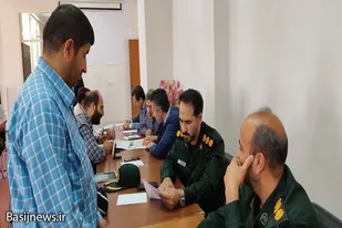 برگزاری میز خدمت مسئولین نهاوند به مناسبت هفته قوه قضاییه