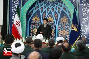 دیدار نماینده ولی فقیه در خراسان جنوبی با فرمانده و کارکنان سپاه انصار الرضا(ع) استان