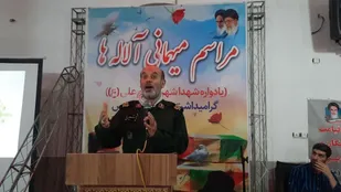 باید راه شهدا را ادامه دهیم تا مدیون آنها نشویم/در فتنه های اخیر تمام نقشه های دشمن نقش بر آب شد