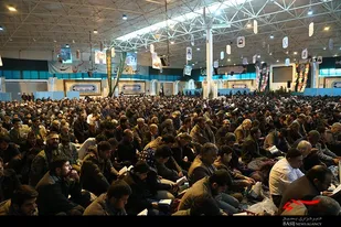 برگزاری دعای پرفیض ندبه در حسینیه شهدای بسیج ناحیه امام صادق (علیه السلام) اصفهان