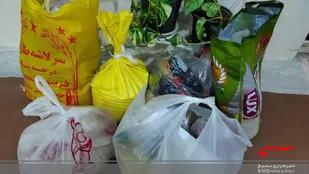 توزیع 250پرس غذای گرم به همراه 26 بسته موادغذایی بین نیازمندان توسط پایگاه بسیج عقیله سپاه بجنورد