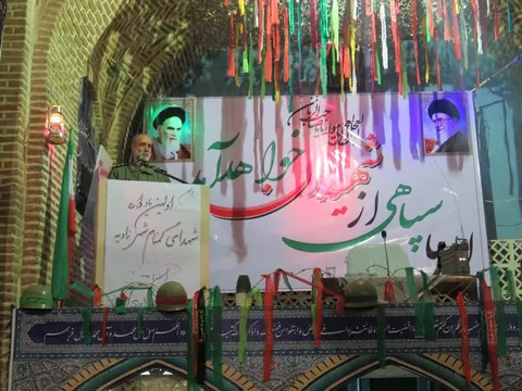 تفکر بسیجی بین مسئولین کشور را از مشکلات مختلف عبور خواهد داد