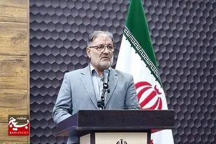 آیت&zwnj;الله رئیسی بین مردم حضور مستمر داشت